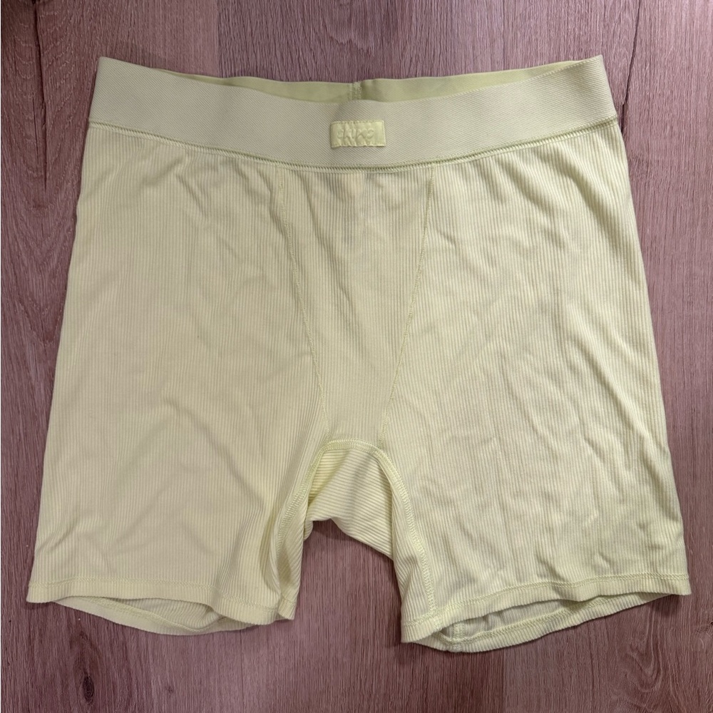 Skims Ribbed Lounge Shorts Yellow Modal Stretch Biker Shorts Size Medium